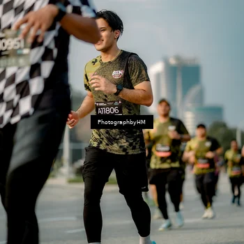 Runner Photo 6710476