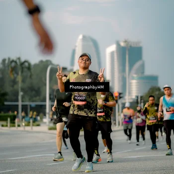 Runner Photo 6710493