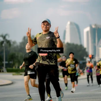 Runner Photo 6710514