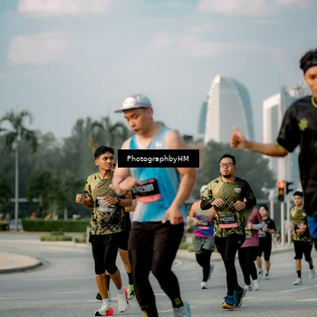 Runner Photo 6710528