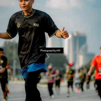 Runner Photo 6710529