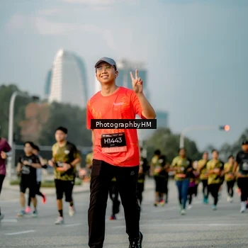 Runner Photo 6710550