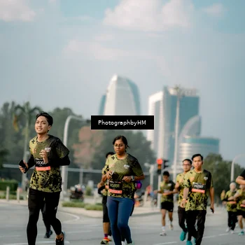 Runner Photo 6710560