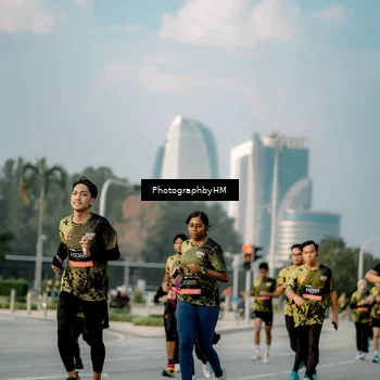 Runner Photo 6710563