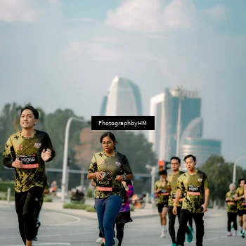 Runner Photo 6710570