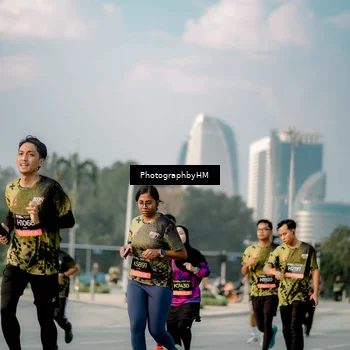 Runner Photo 6710572