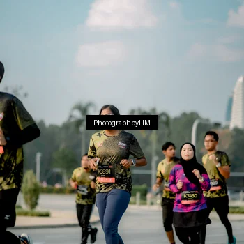 Runner Photo 6710618