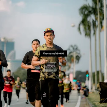 Runner Photo 6710655