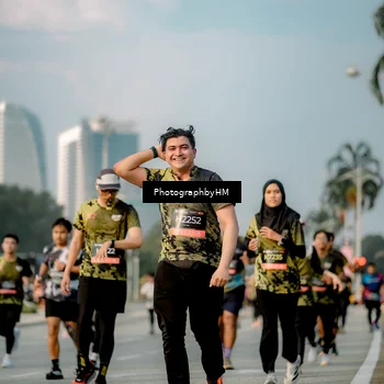 Runner Photo 6710656