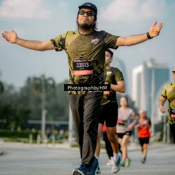 Runner Photo 6710674