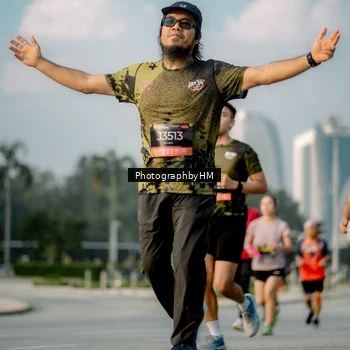 Runner Photo 6710687