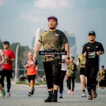 Runner Photo 6710688