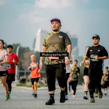 Runner Photo 6710689