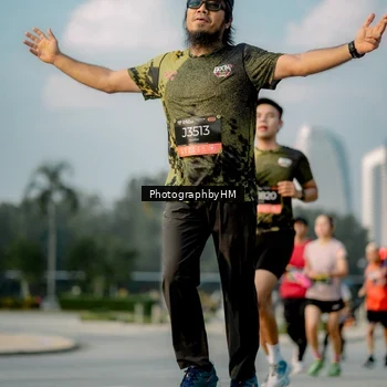 Runner Photo 6710691