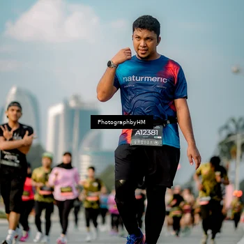 Runner Photo 6710755