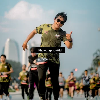 Runner Photo 6710800