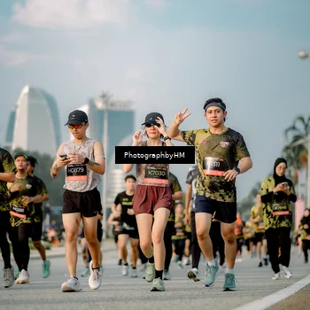 Runner Photo 6710832