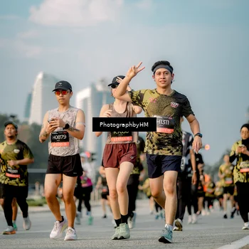 Runner Photo 6710840