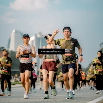 Runner Photo 6710842