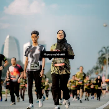 Runner Photo 6710859