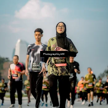 Runner Photo 6710863