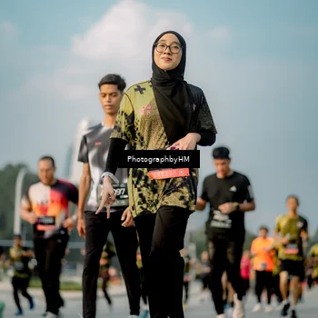 Runner Photo 6710867