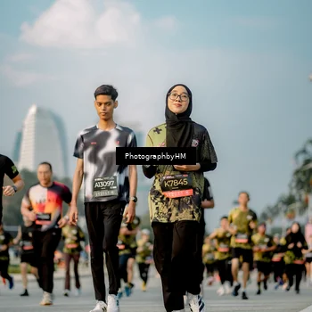 Runner Photo 6710873