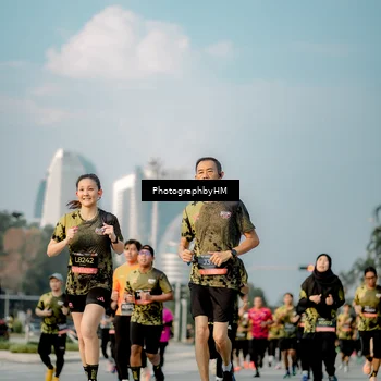 Runner Photo 6710888