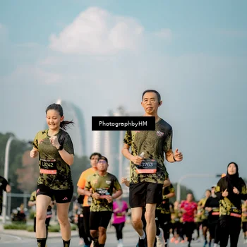 Runner Photo 6710892