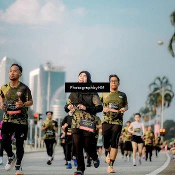 Runner Photo 6710909