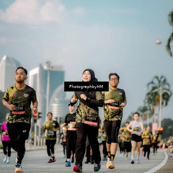 Runner Photo 6710913