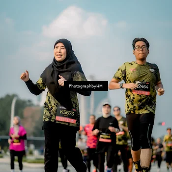 Runner Photo 6710938