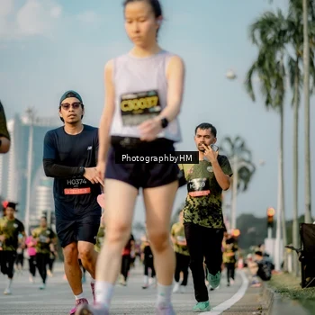 Runner Photo 6710987