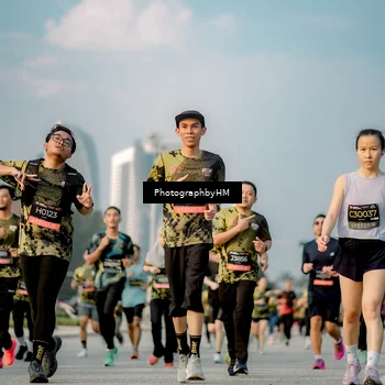 Runner Photo 6710994