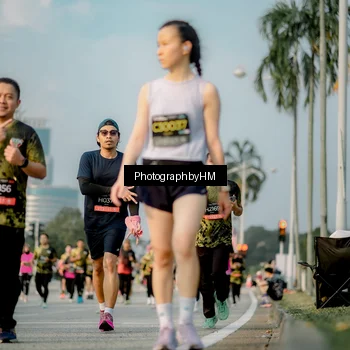 Runner Photo 6710998
