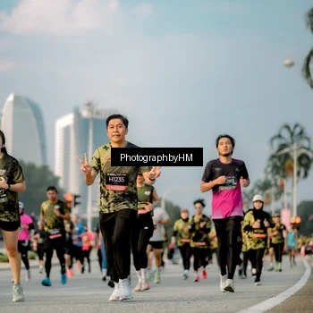 Runner Photo 6711010