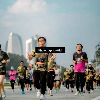 Runner Photo 6711012