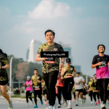 Runner Photo 6711023
