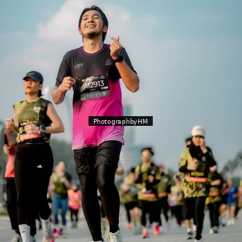 Runner Photo 6711042