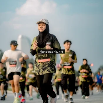 Runner Photo 6711053
