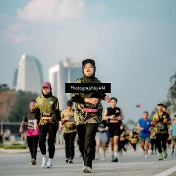 Runner Photo 6711067