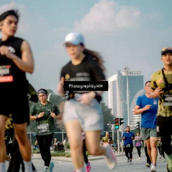 Runner Photo 6711094
