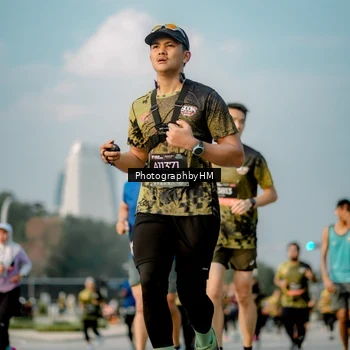 Runner Photo 6711097