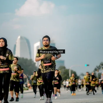 Runner Photo 6711118