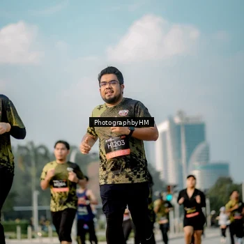 Runner Photo 6711126
