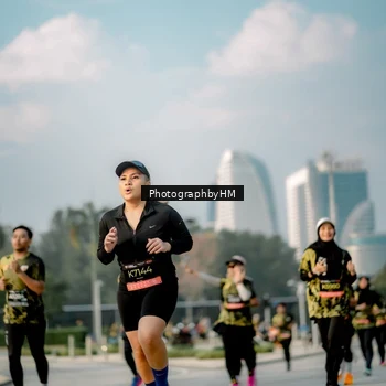 Runner Photo 6711142