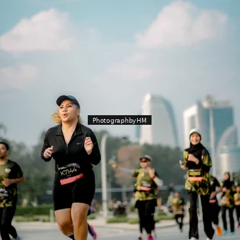 Runner Photo 6711143