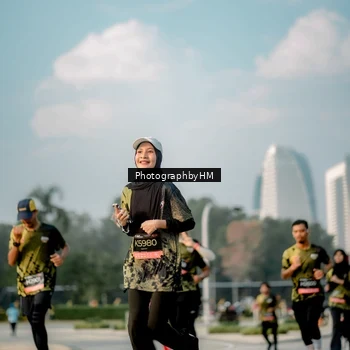 Runner Photo 6711153