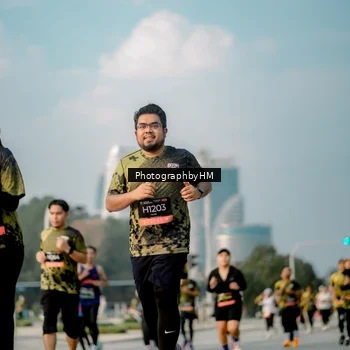Runner Photo 6711155