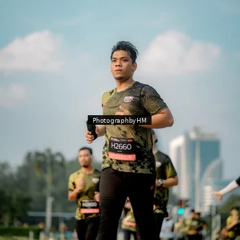 Runner Photo 6711159
